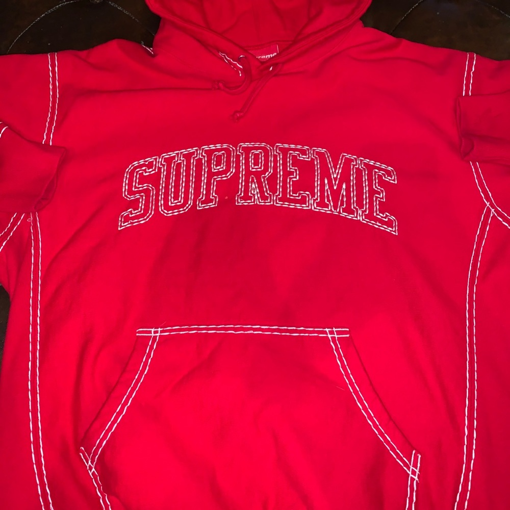 Supreme hoodie
